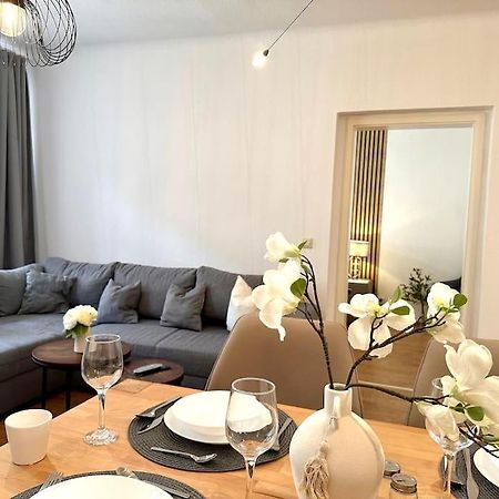 Modern Eingerichtete Wohnung Im Stadtzentrum Zittau Kostenloser Parkplatz Extérieur photo