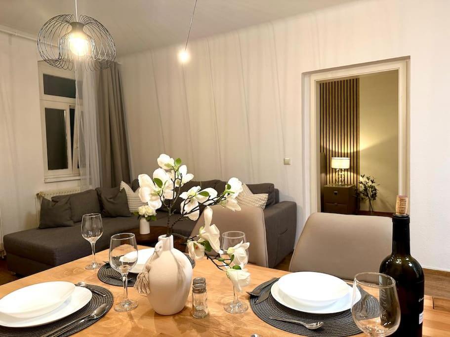 Modern Eingerichtete Wohnung Im Stadtzentrum Zittau Kostenloser Parkplatz Extérieur photo