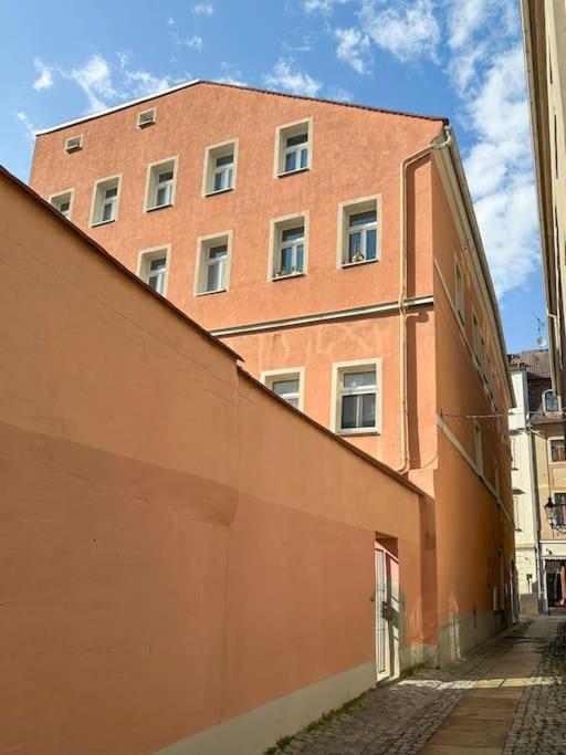 Modern Eingerichtete Wohnung Im Stadtzentrum Zittau Kostenloser Parkplatz Extérieur photo